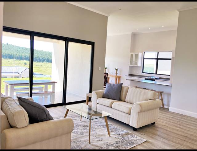 3 BEDROOM TOWNHOUSE FOR SALE IN ST JOHNS VILLAGE